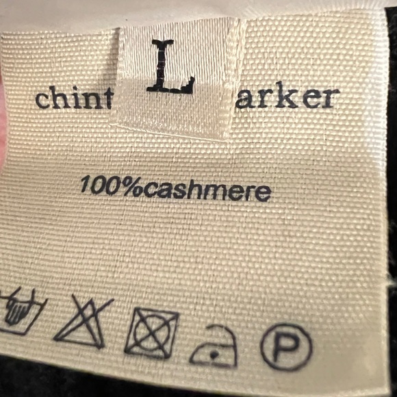 100% Cashmere Chinti & Parker Relaxed Colorblock Crew. L. Beige, Gray, Black. - Picture 13 of 13